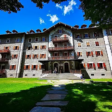 Grand Ceresole Reala Biloapartment 2* 체레솔레 레알레